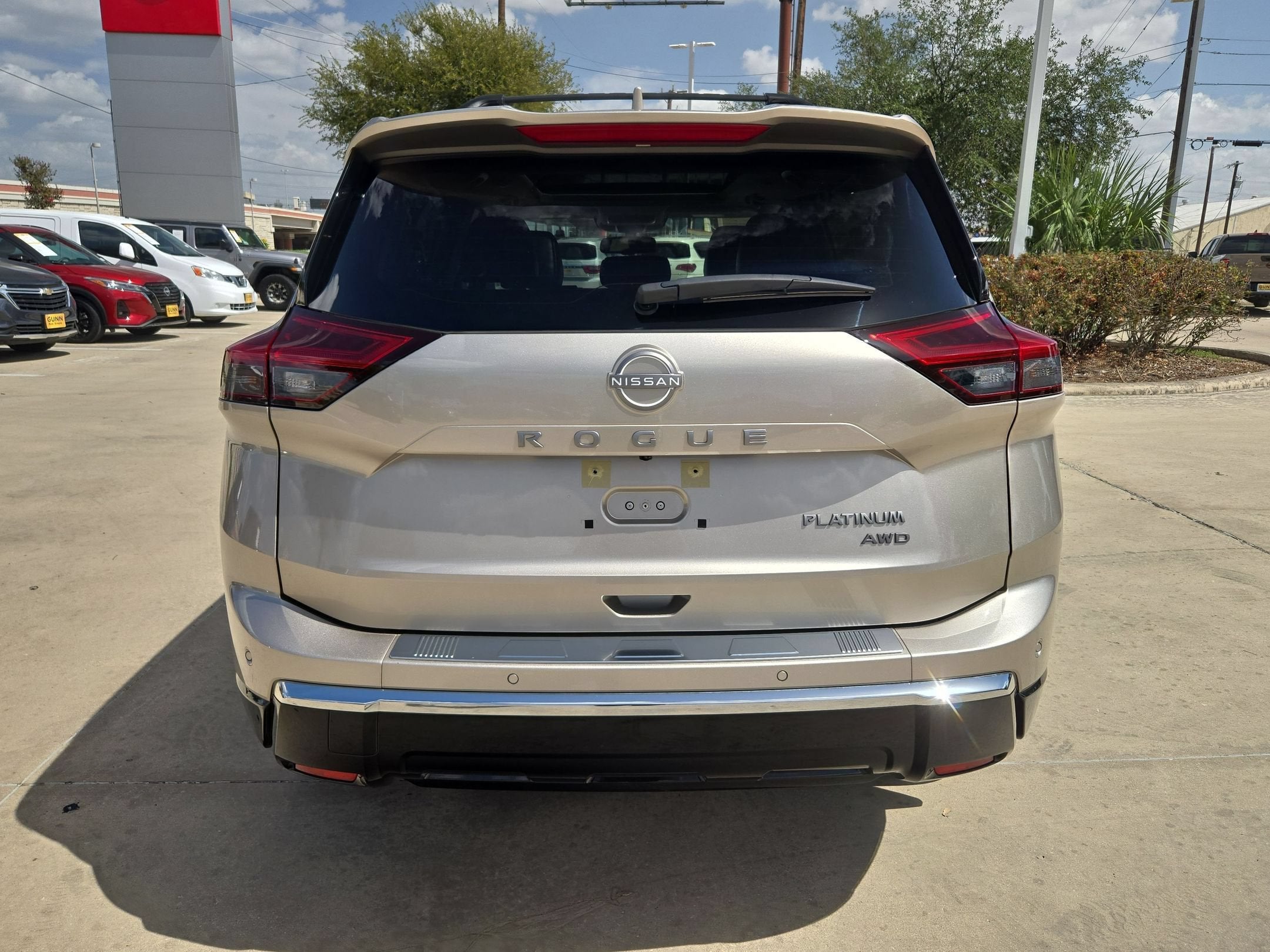 2026 Nissan Rogue Platinum