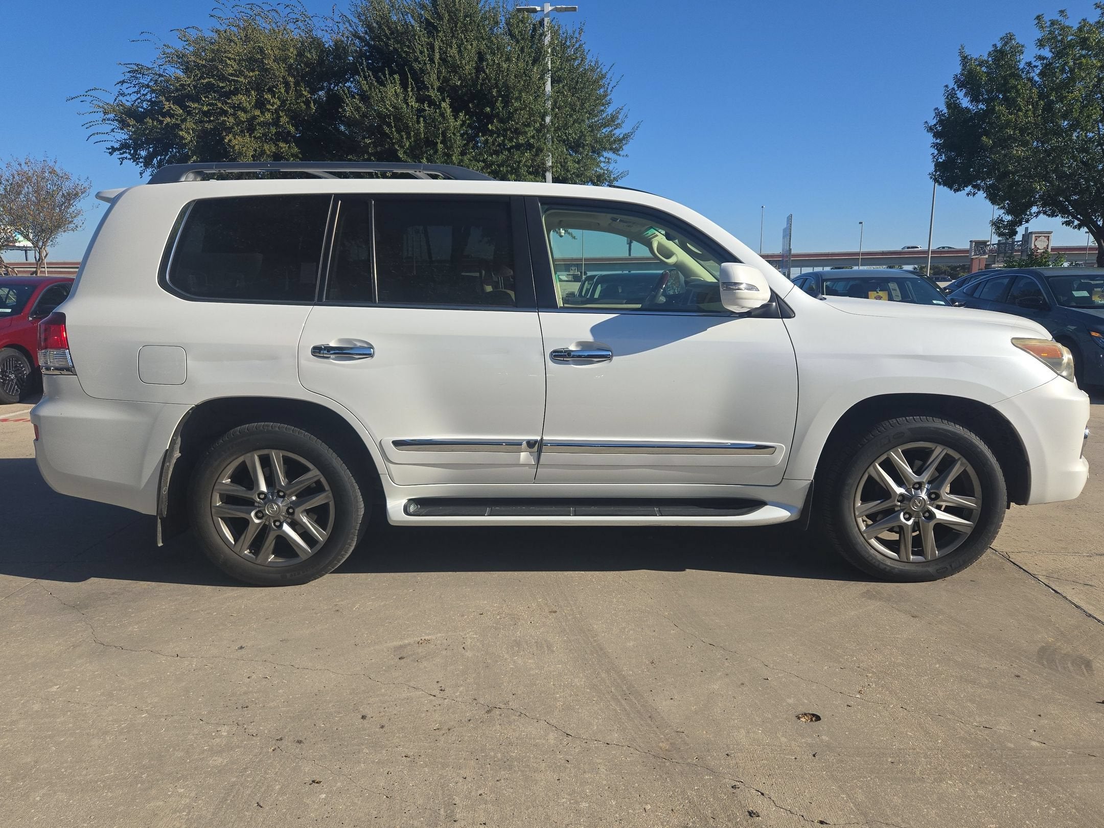 2013 Lexus LX 570 4WD 4dr