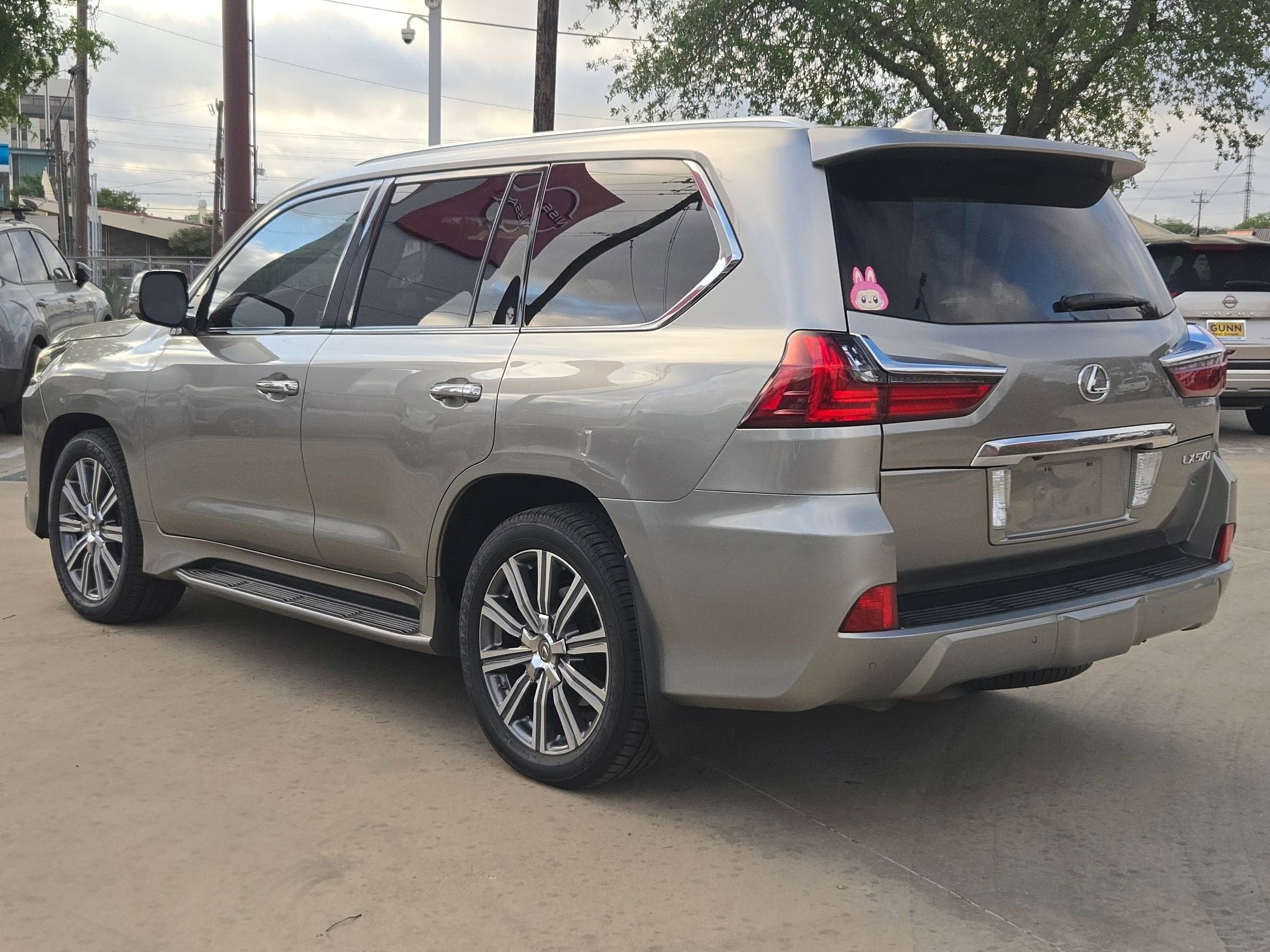 2016 Lexus LX 570 4WD 4dr