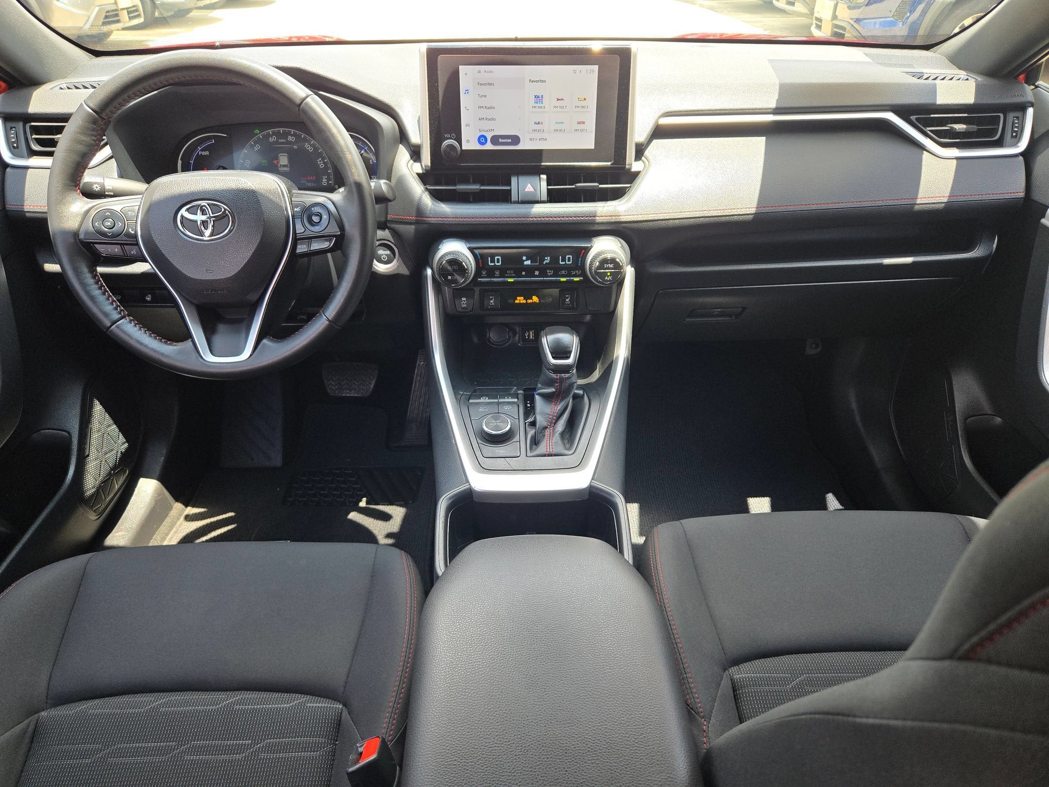2024 Toyota RAV4 Prime SE