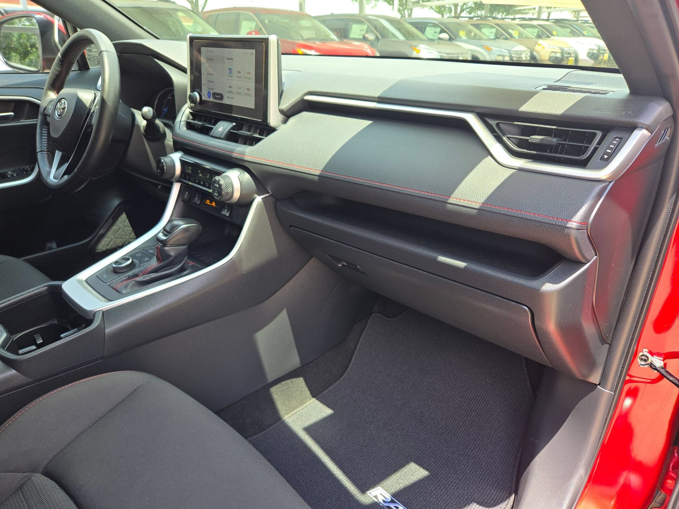 2024 Toyota RAV4 Prime SE