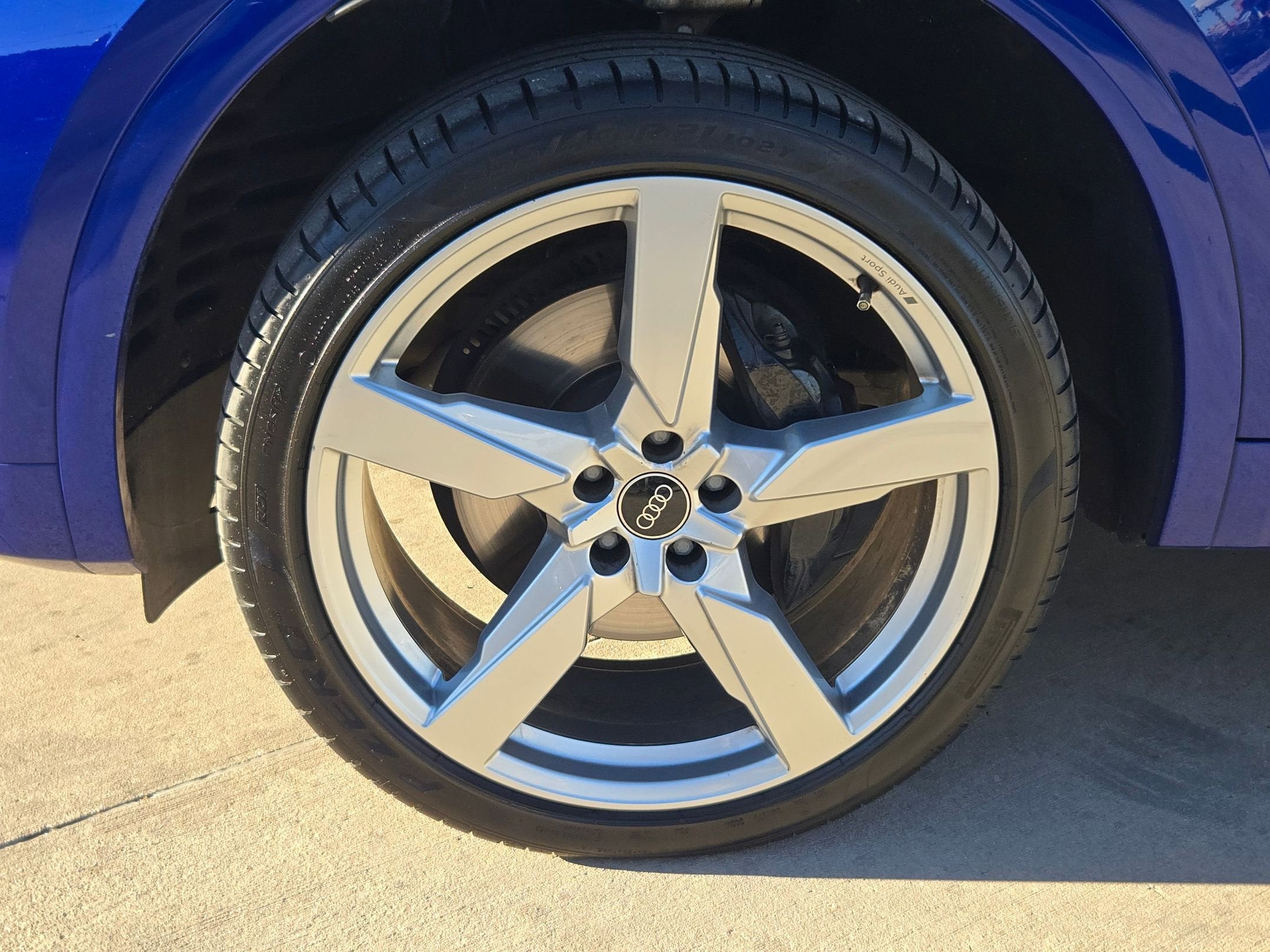 2022 Audi SQ5 Premium Plus