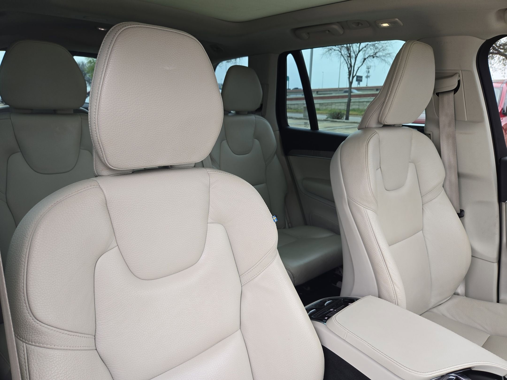 2023 Volvo XC90 Plus